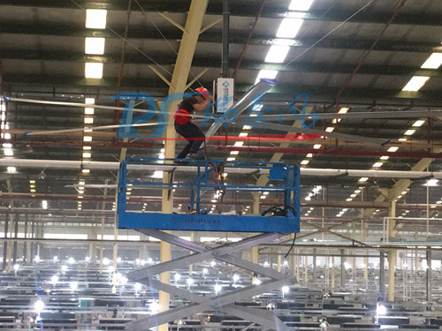為什么高大型廠房更適合安裝大型工業(yè)吊扇？瑞泰風(fēng)環(huán)保空調(diào),冷風(fēng)機(jī)